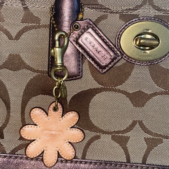 Authentic COACH Brown Purse Shoulder Bag - Picture 4 of 10
